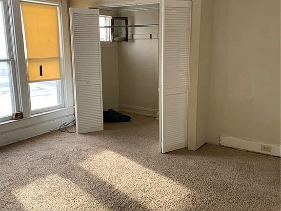 3rd image of 3303 Bishop St