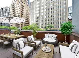 303 E 43rd St APT 2C, New York, NY