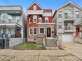 137 Bidwell Ave #2, Jersey City, NJ 07305