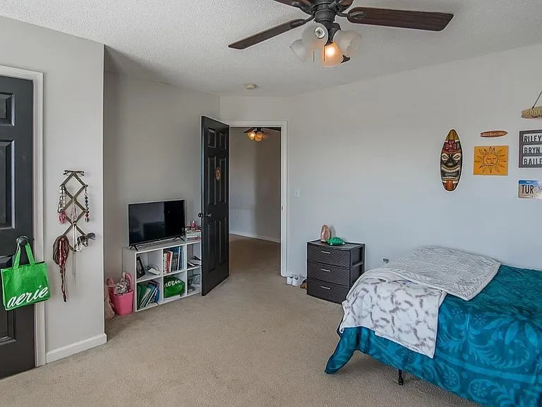 456 Candleglow Dr — Photo 12