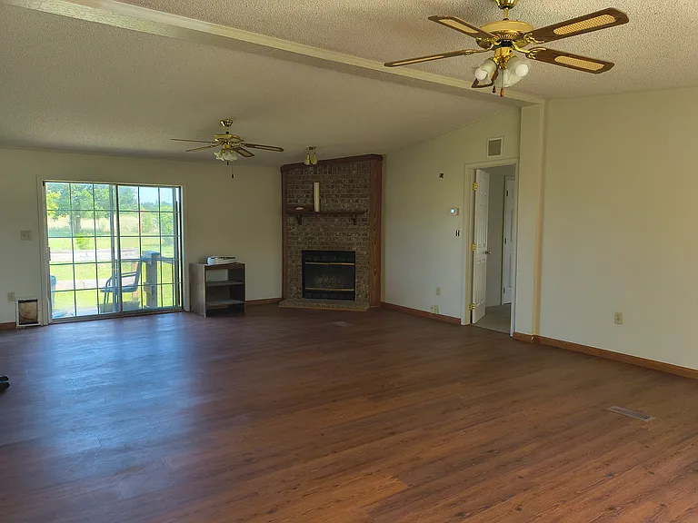 4735 E County Road 74 — Photo 7