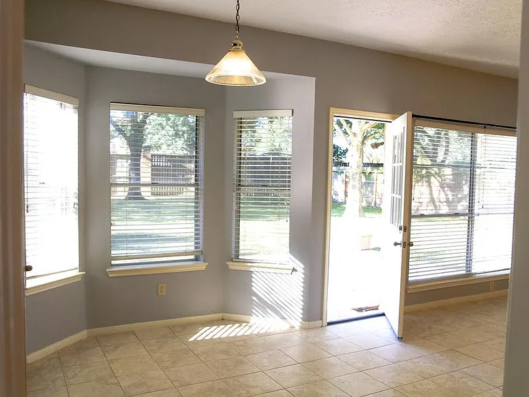 1126 Long Prairie Dr — Photo 24