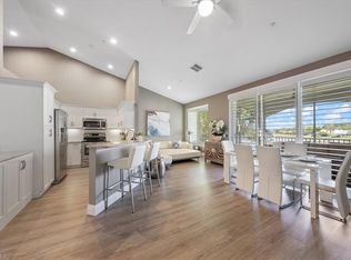 61 Silver Oaks Cir APT 12202, Naples, FL 34119