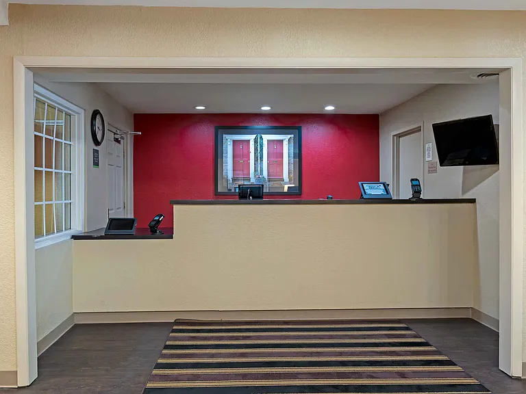 Lobby and Guest Check-in