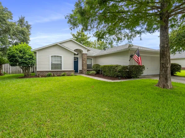 12374 Bucks Harbor Dr N, Jacksonville, FL 32225