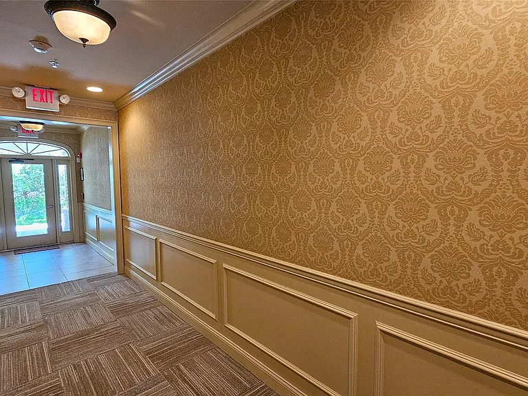 306 Canter Ct — Photo 14
