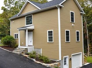 58 Fairfield Dr, New Fairfield, CT 06812