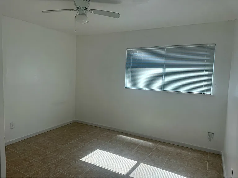 3213 Center St — Photo 11
