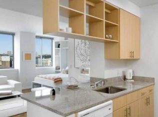 200 W 50th St, New York, NY 10019