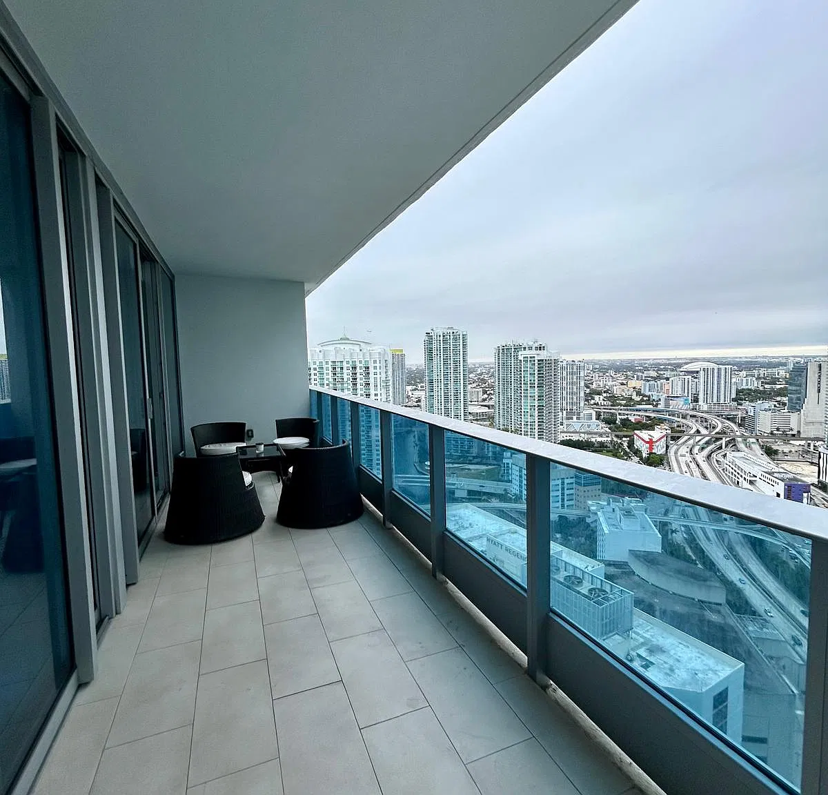 1 bed, 822 sqft, $3,800 — Photo 1