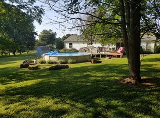 9401 Arthur Coffman Rd, Greenville, IN 47124