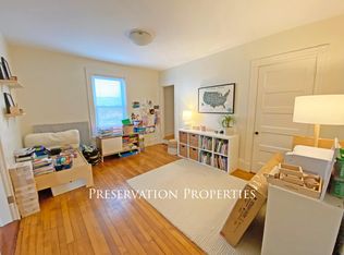 29 Trowbridge St #1, Newton Center, MA 02459