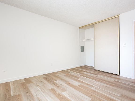 3rd image of 6583 Bell Bluff Ave #6583