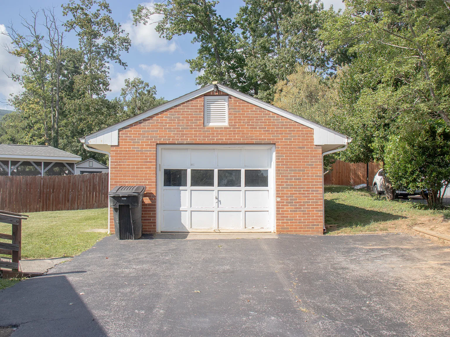 507 Ingal Blvd — Photo 4