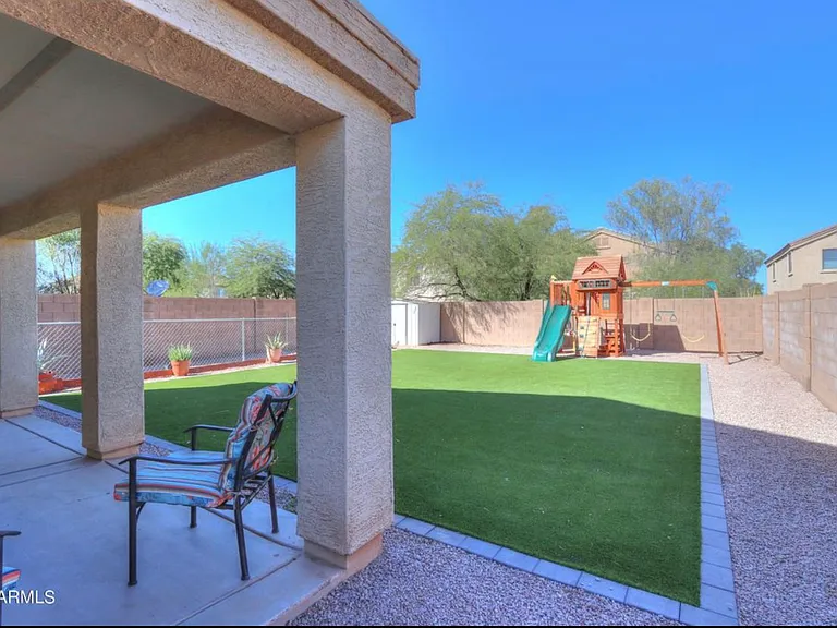 36576 W Nina St — Photo 26
