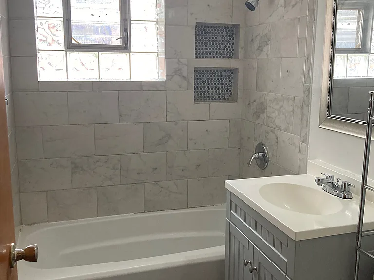 1296 Prairie Ave #D — Photo 15
