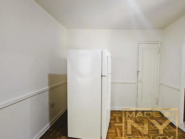 66-20 Wetherole St #6M — Photo 5