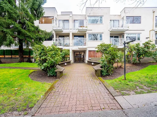 830 E 7th Ave #318, Vancouver, BC V5T 4J2