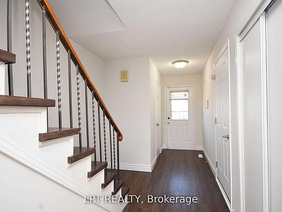 4th image of 93 Martindale Cres
