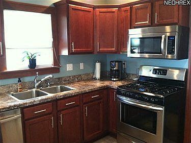 5th image of 4419 W 171st St