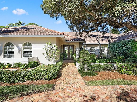 5th image of 2865 Banyan Boulevard Circle NW