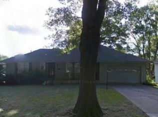 7716 Crescent Ave, Raytown, MO 64138