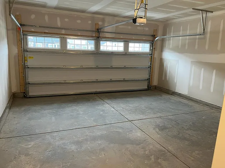 1303 Rosepine Dr — Photo 34