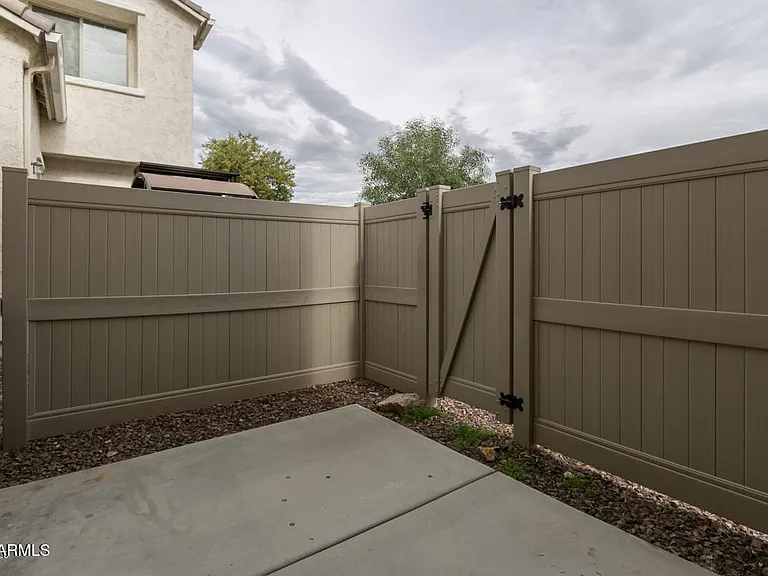 16013 N 21st Ln — Photo 24