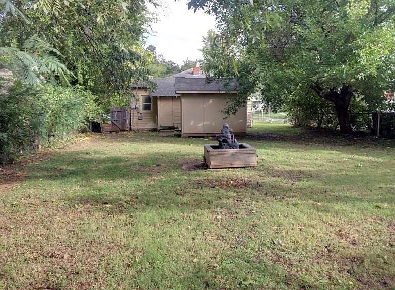 2nd image of 1948 NW 15th St