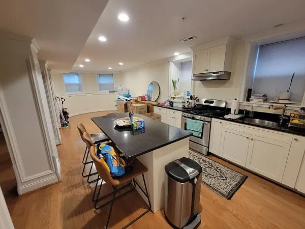 1803 Beacon St #B — Photo 6