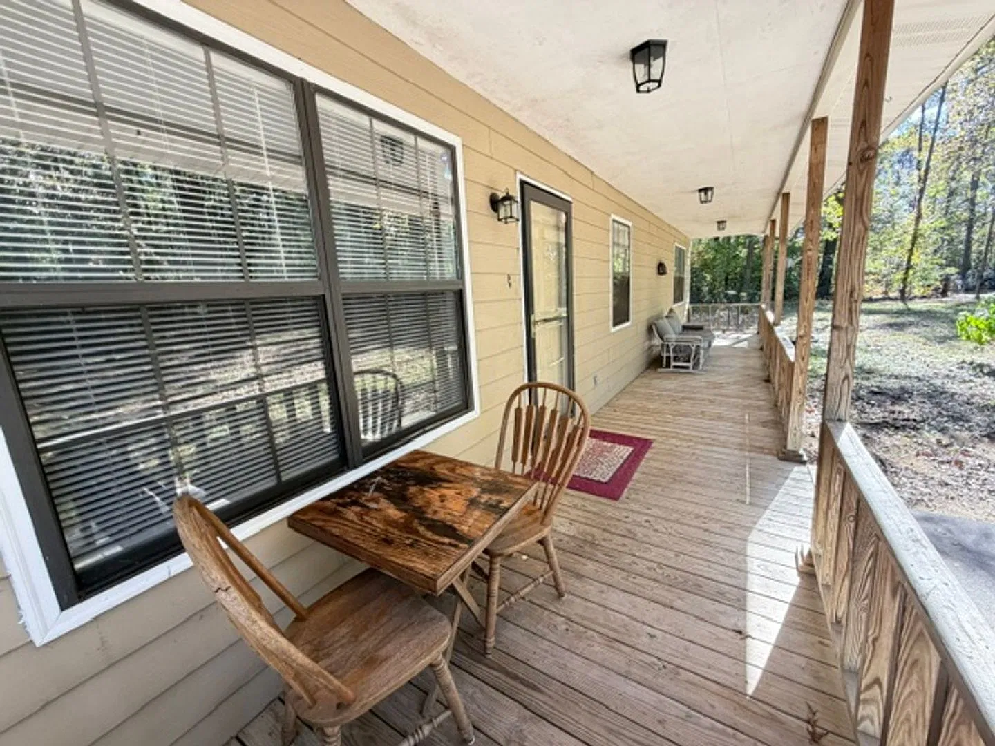 3Bedroom 2 Bath House w/ attached Garage — Photo 2