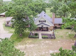 491 Hickory Creek Rd, Bellville, TX 77418