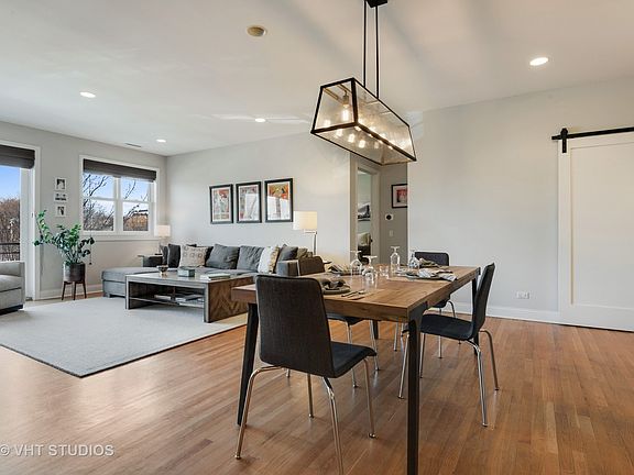 5th image of 2835 N Lakewood Ave APT 3B