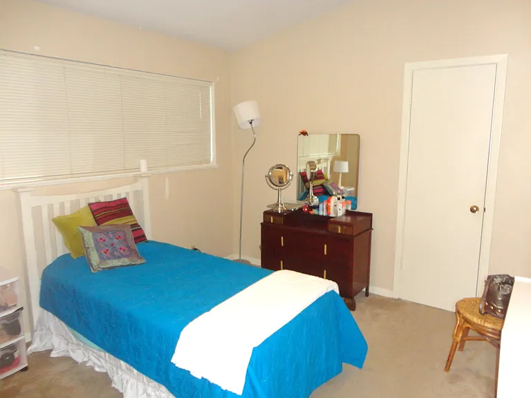 1700 Emilie Ln #A — Photo 4
