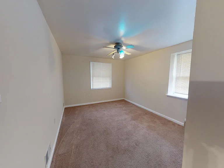 6103 Ronna Cir — Photo 20