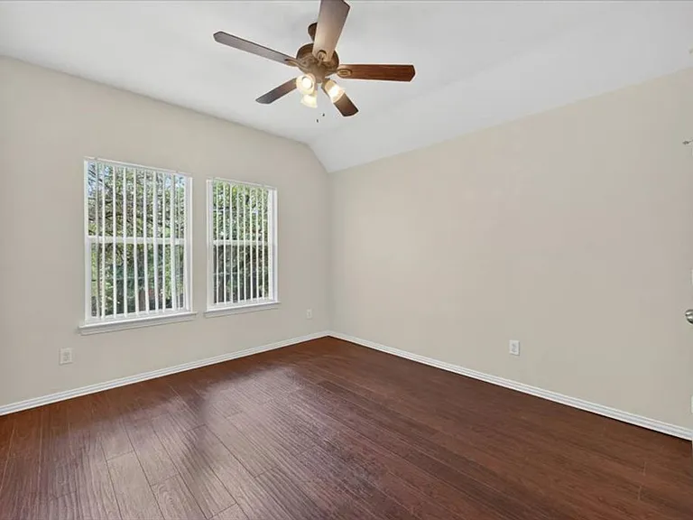 11068 Downbrook Dr — Photo 16