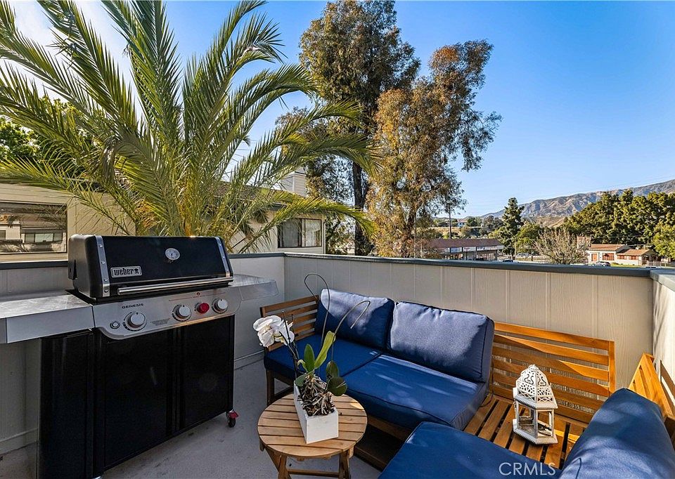 1st image of 10550 Sunland Blvd Unit 7