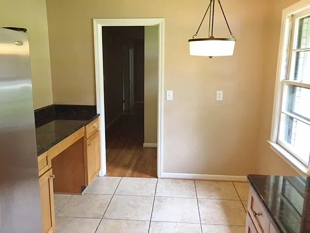 3 bed, 2.0 bath, $2,975 — Photo 3