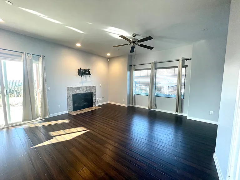 1212 Topper Ln — Photo 7
