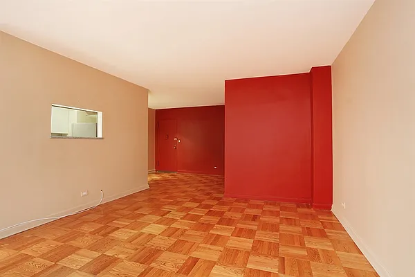 Sold by Corcoran | media 32