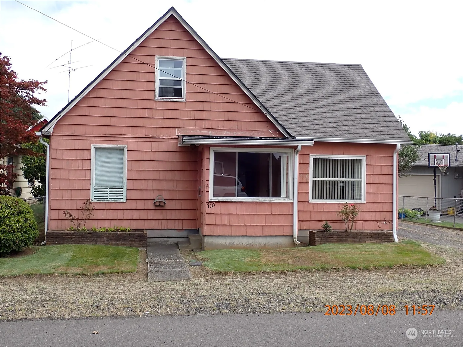 710 N Wooding Street photo 1