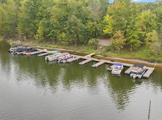 821 Foxwood Cir, Leitchfield, KY 42754