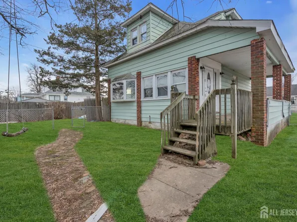 26 Murray Ln, Keansburg, NJ 07734