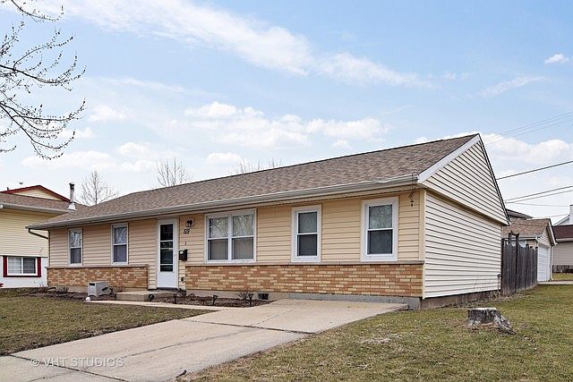 1st image of 519 Newberry Dr