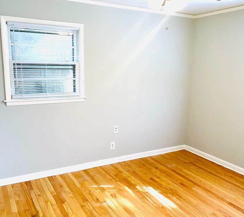 1st image of 3234 Asbury Ln