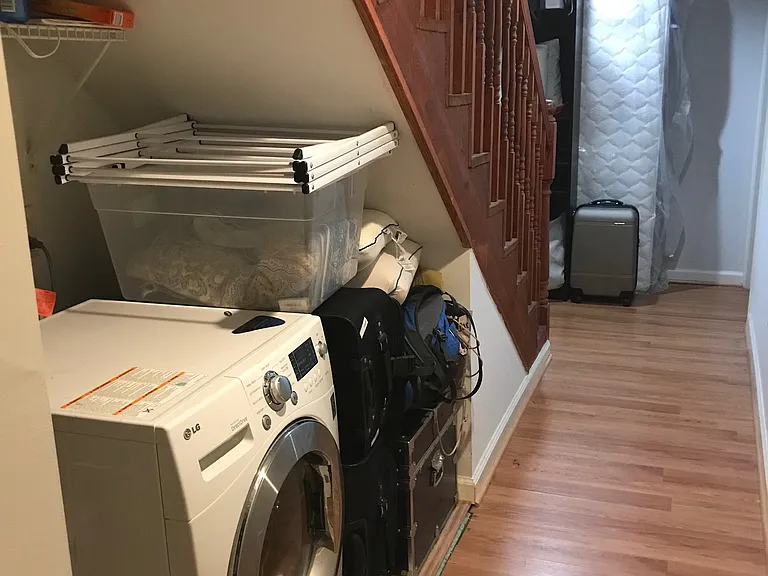 631 N Oakland St — Photo 15