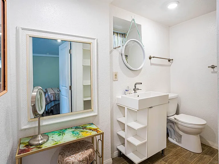 5037 Crestland Dr #A — Photo 15