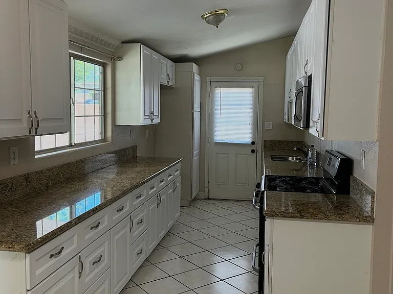 603 Calaveras Ave — Photo 5