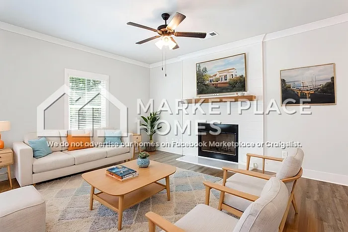 185 Russell Way — Photo 10