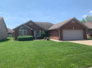 1730 Summerlin Pl, Jeffersonville, IN 47130
